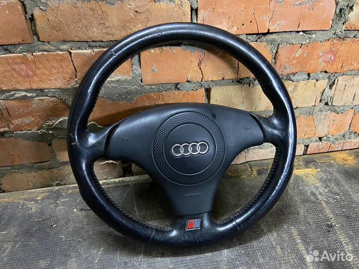 Руль Audi A6 C5 2.4 AJG