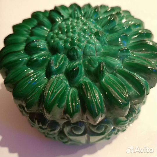 Малахитовая шкатулка