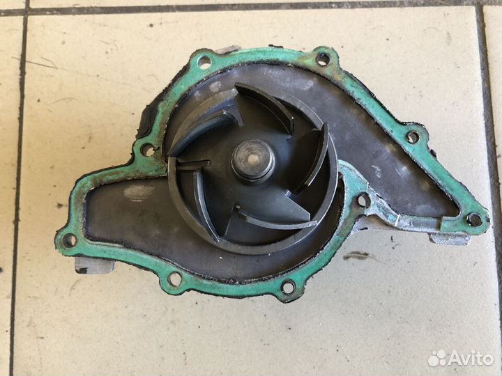 Помпа Audi A6 C5 2.5 TDI