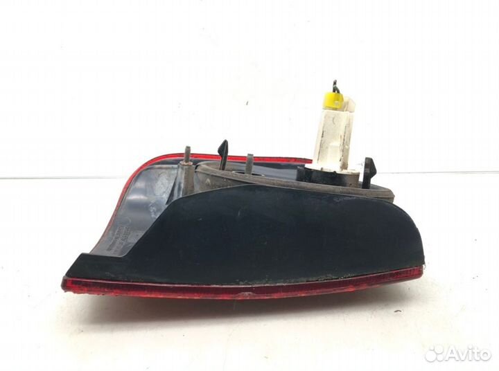 Поворотник правый Nissan Terrano 2 2.7 TDI 1995