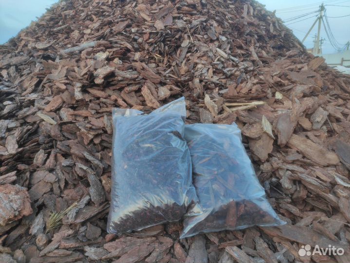 Кора лиственницы и сосны в мешках с доставкой