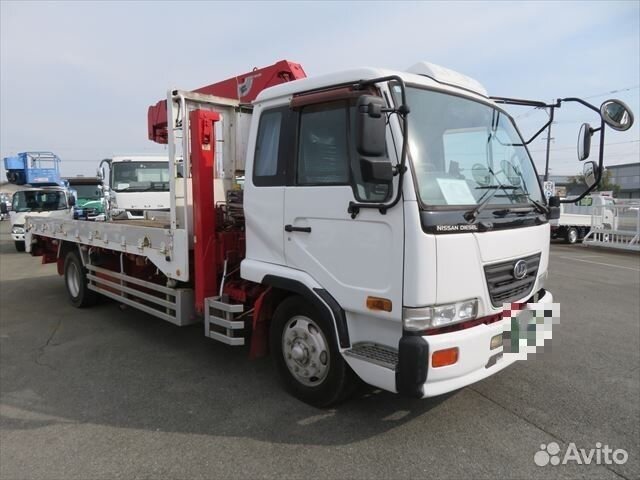 Бортовой грузовик Nissan Diesel с КМУ Tadano, 2001