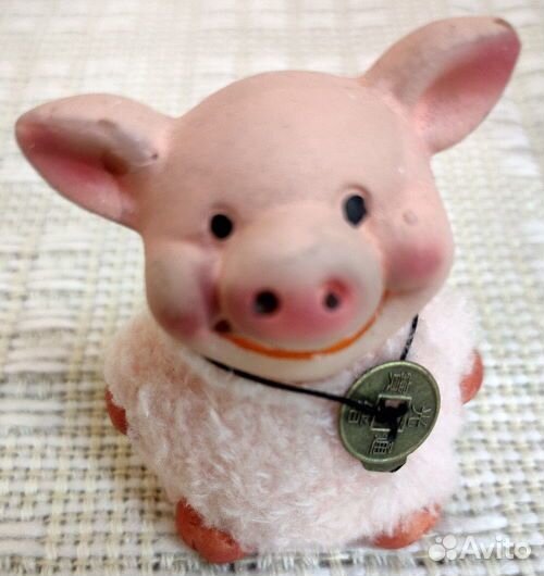 Фигурка пушистый поросёнок