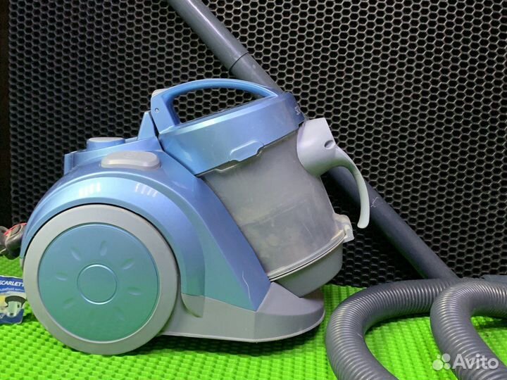 Пылесос Scarlett SC-083