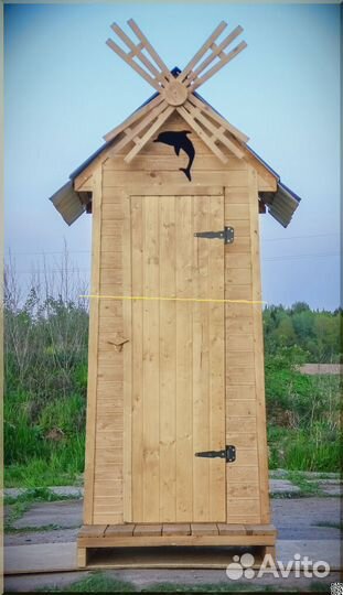 Уличный туалет деревянный DRE446