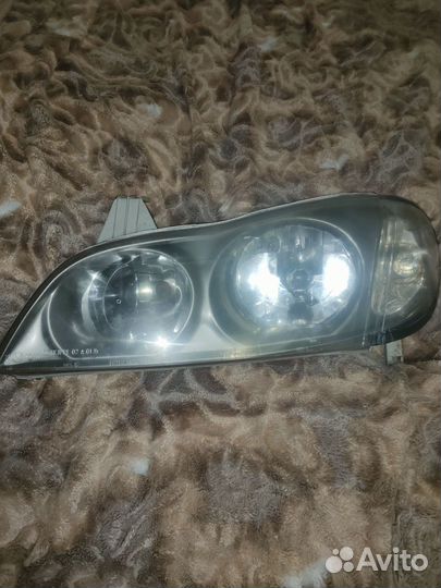 Фара передняя левая на nissan maxima a33