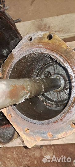 Бортовой редуктор т16