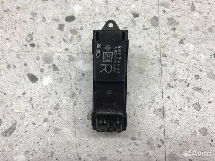 Кнопка стеклоподъемника Mitsubishi Lancer X CX, CY