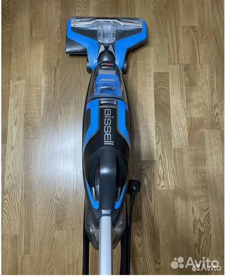 Вертикальный моющий пылесос Bissell