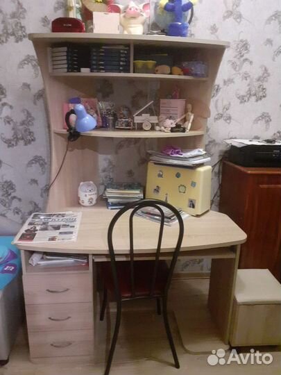 Компьютерный стол