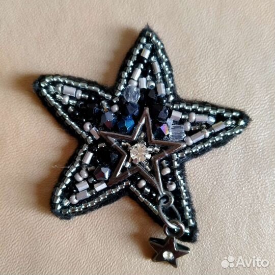 Аппликация из бисера пришивная