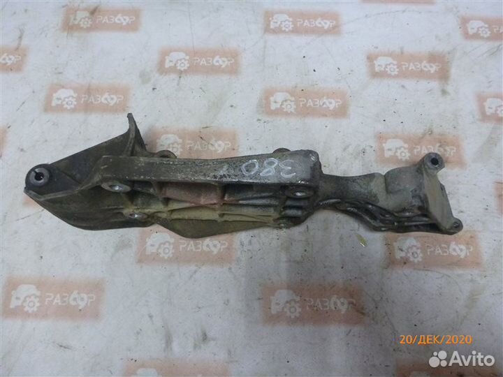 Кронштейн Volkswagen Golf MK4 AEH 1997-2004