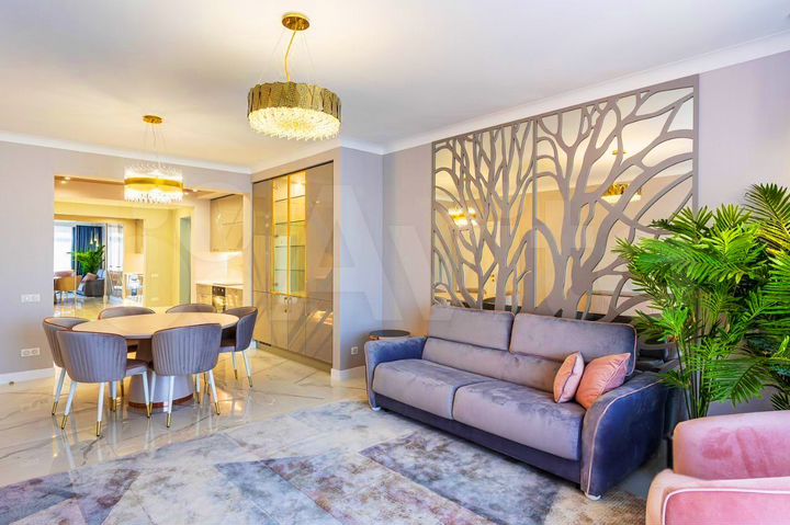 2-к. квартира, 84 м², 9/14 эт.