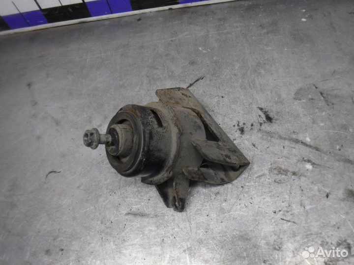 Опора двигателя передняя правая Ssang Yong Actyon