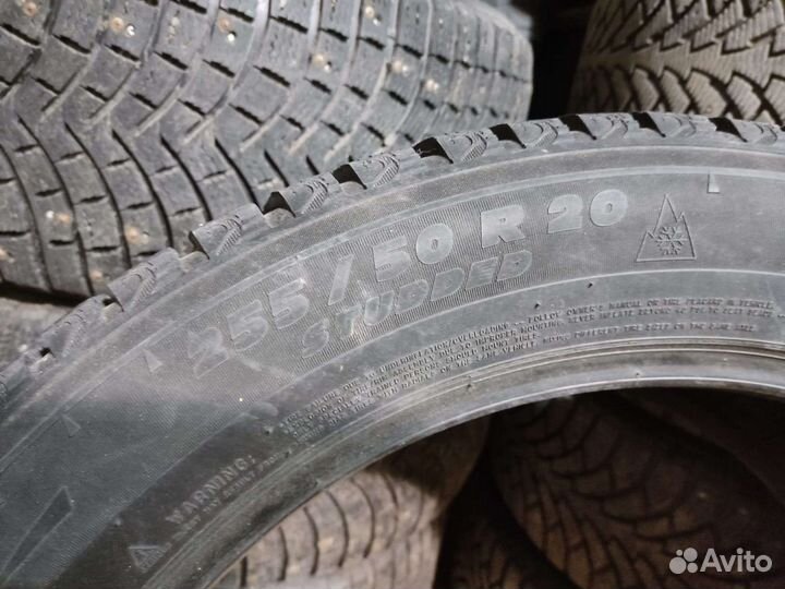Michelin Latitude X-Ice 255/50 R20