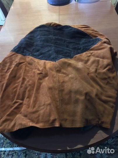 Куски замши и натуральной кожи