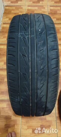 Bridgestone MY-02 Sporty Style 215/45 R17