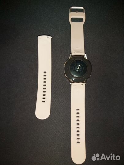 Samsung Galaxy Watch Active 2 44 мм Алюминий цвет