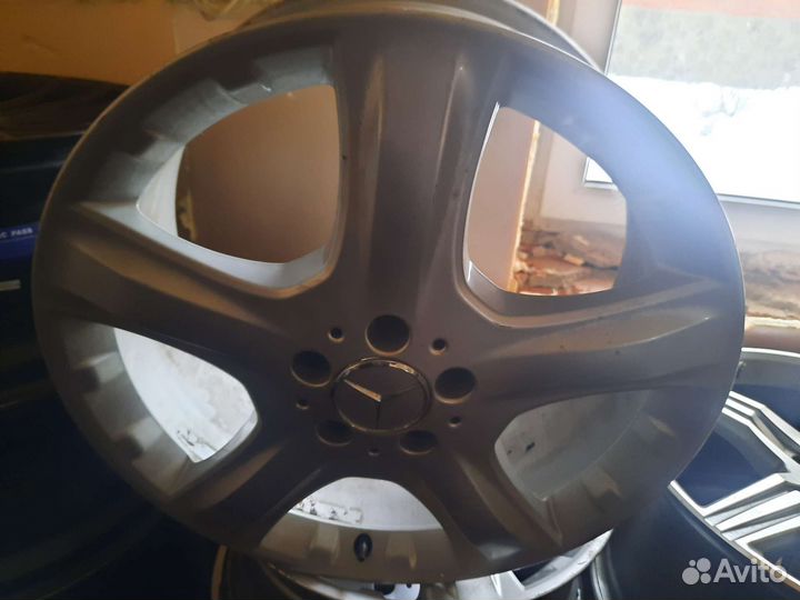 Комплект оригинальных дисков R19 на Мерседес