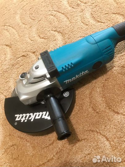 Ушм болгарка Makita GA9020S оригинал