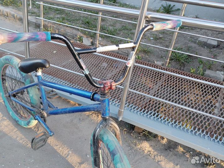 Трюковой велосипед бмх