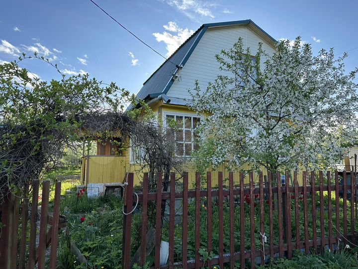 Дача 72 м² на участке 5,5 сот.