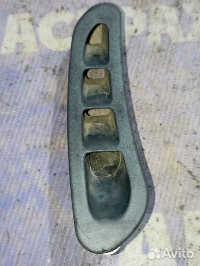 Воздуховод торпеды Ваз Лада 2114 хэтчбек 2111 2009