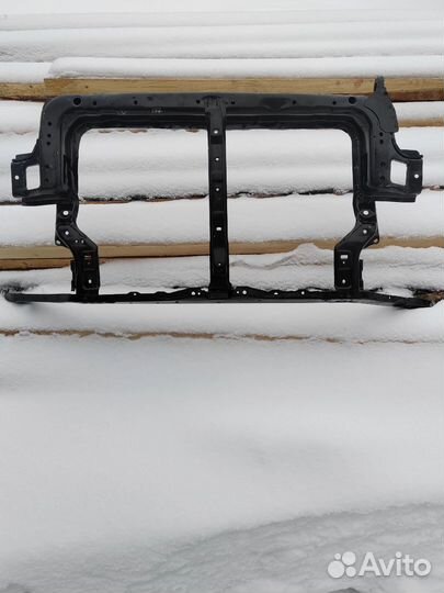 Усилитель переднего бампера в сборе (телевизор )