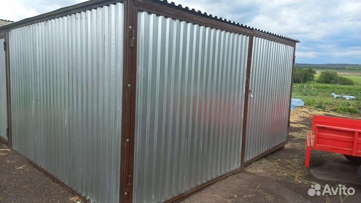 Гараж-пенал из металлопрофиля