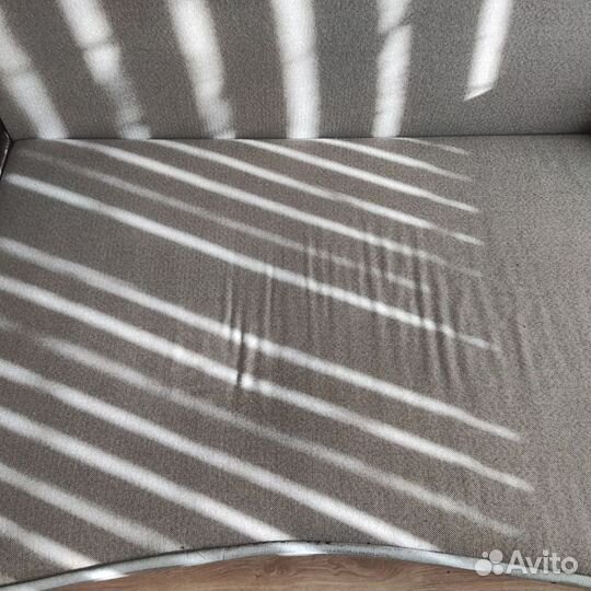 Угловой диван