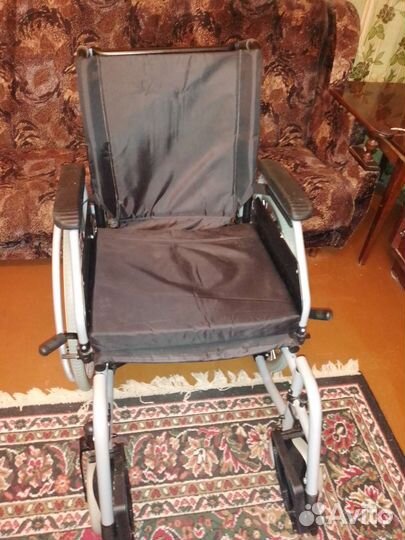 Коляска инвалидная