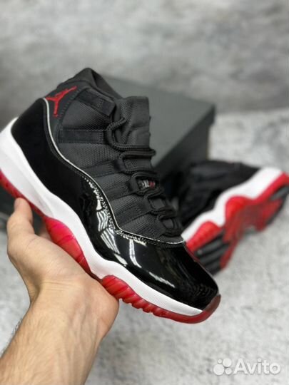 Nike Air Jordan 11 Retro Playoffs Bred