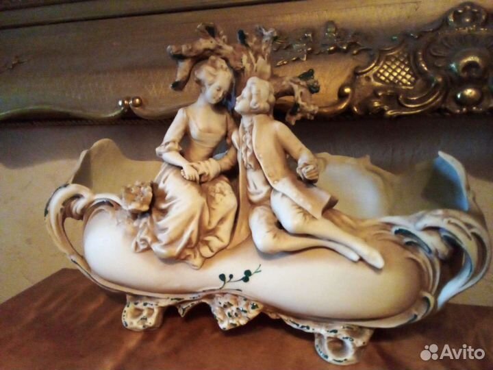 Антикварная ваза кашпо скульптура пара