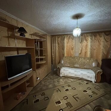 Дом 80 м² на участке 6 га