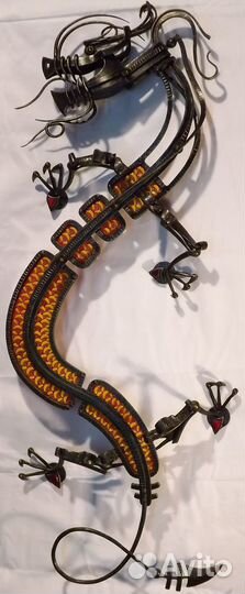 Кованый дракон с вставками из запеченного стекла