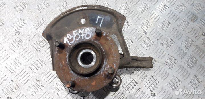 Кулак поворотный передний правый под ABS Almera