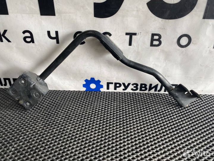 Кронштейн спойлера Volvo FH4 82236547