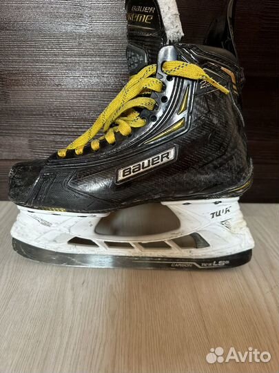 Коньки хоккейные