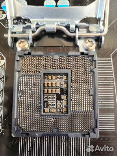 Материнская плата сокет 1155 нераб