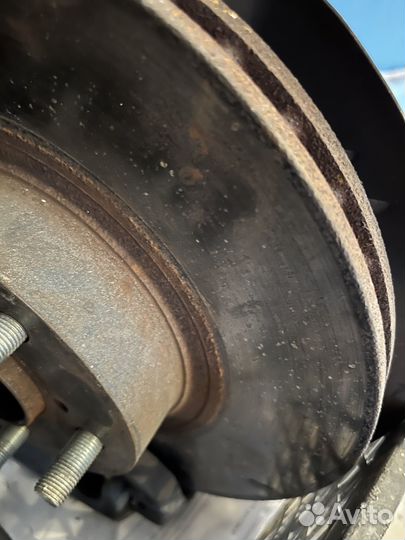 Суппорта с дисками передние Субару 2012-2017