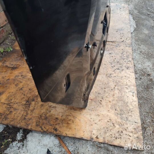 Крышка багажника nissan 10 trail t31