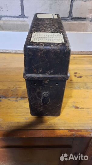 Старинный телефон