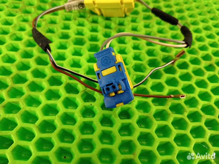 Проводка в руль для подуши безопасности