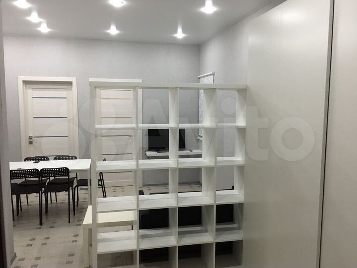 2-к. квартира, 42 м², 1/5 эт.