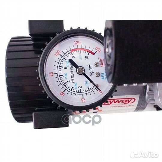 Компрессор металлический 35л/мин в прикуривател