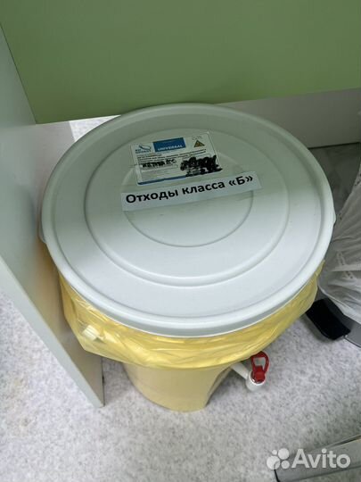 Ведро с краном класса 