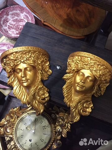 Консоль настенная