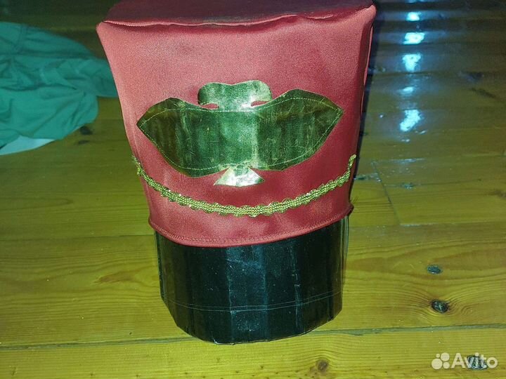 Шляпа для парада