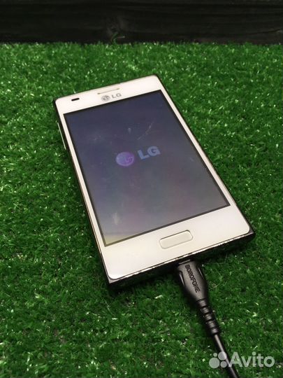 LG Optimus L5 E612, 2 ГБ