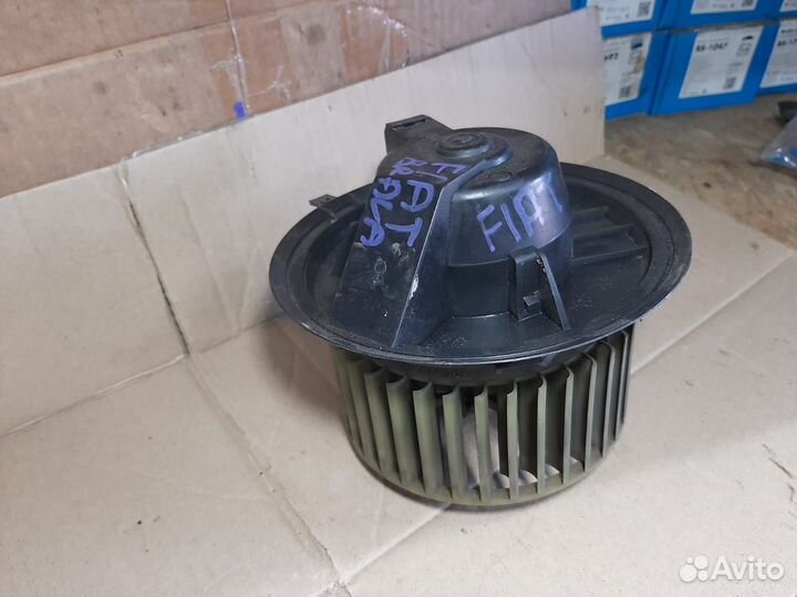 Мотор печки, мотор отопителя Fiat Brava